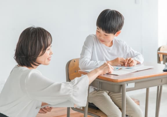 講演会や学習塾