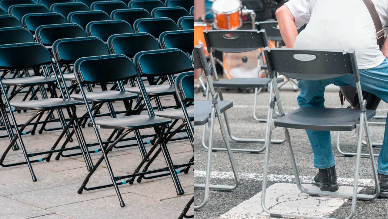 パイプ椅子の素材